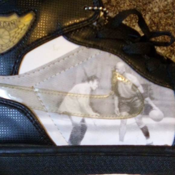 Meet your Posher, John - Picture 2 of 9